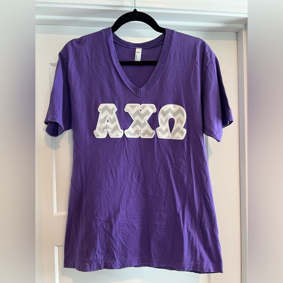 Alpha Chi Omega AXO v-neck t-shirt - Picture 1 of 3